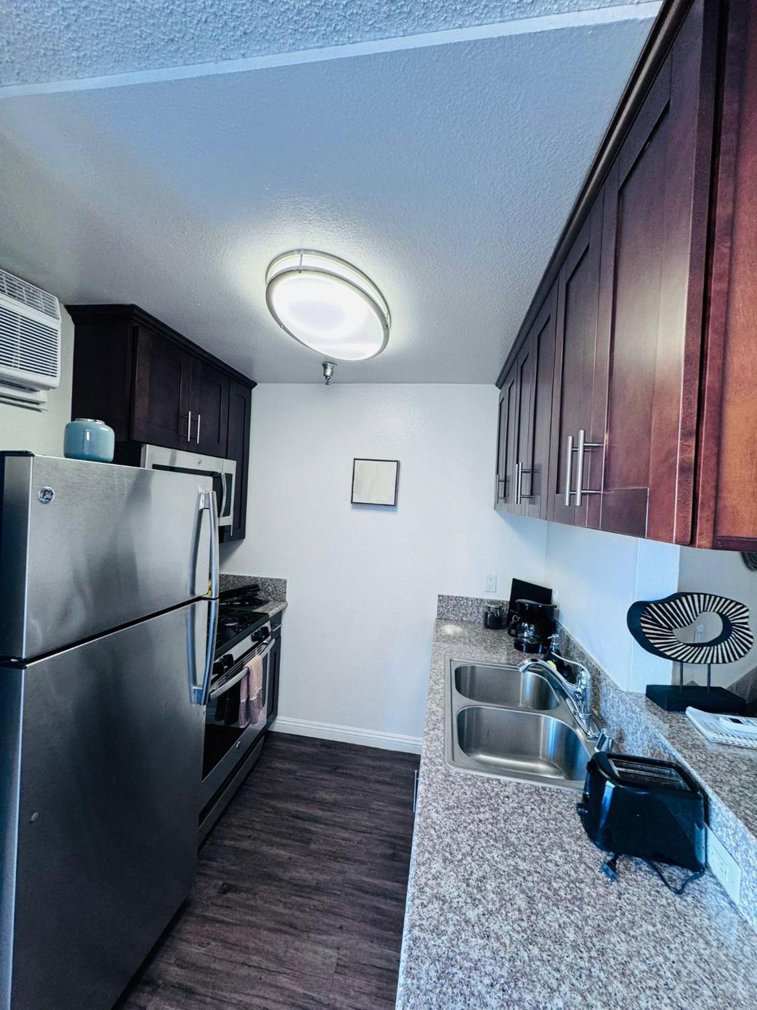 Amazing Universal Studios Loft Free Parking Los Angeles Eksteriør bilde